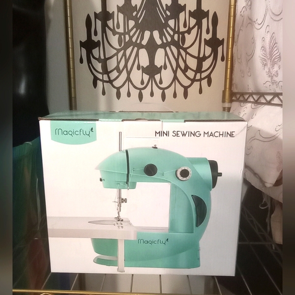 Mini Sewing Machine. Magicfly. 5 Piece Kit. Aqua Green.  NWT. - Picture 1 of 16